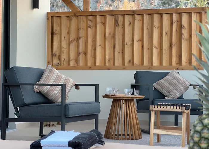 Yucca Calma Pensiune Pefki